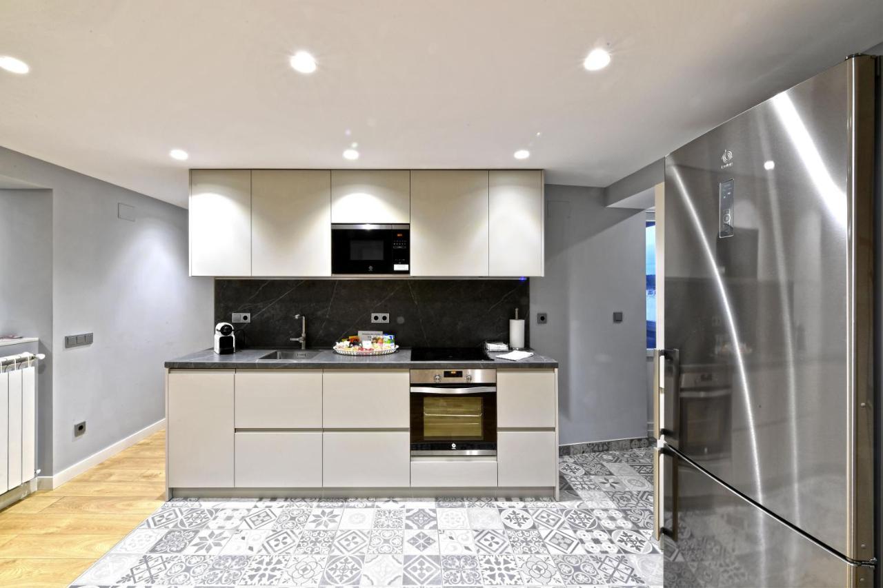 The View - Apartamento Reformado Con Vistas A La Catedral - Leonapartamentos 外观 照片